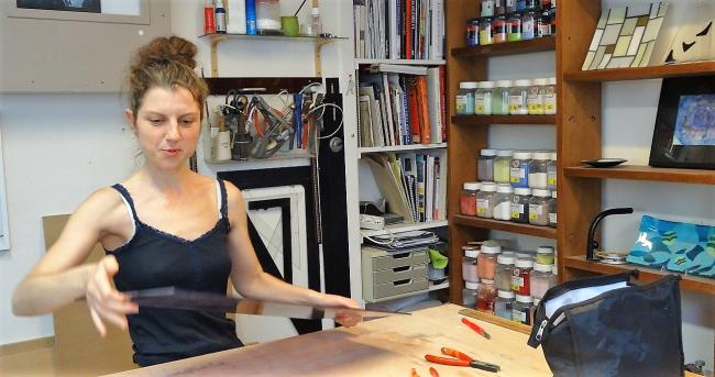 Audrey Chambon, artiste du verre à l’Atelier Lengaï