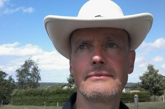 Portrait de Boris Khelstovsky, peintre déco